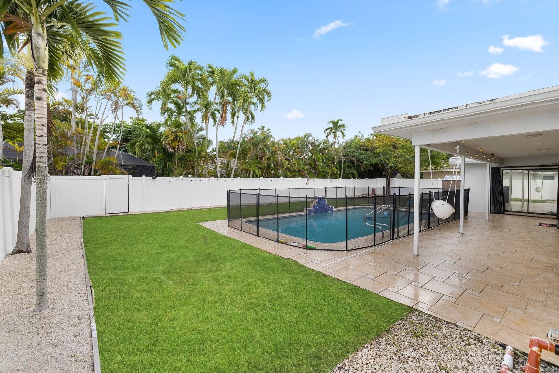 Emerald Hills Sec 3 83-27 - Residential