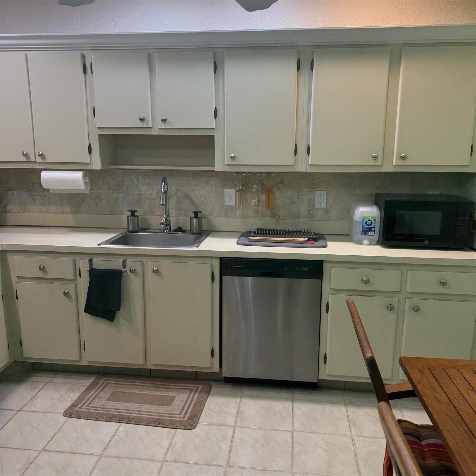 RAINBERRY BAY SEC 2 - Residential