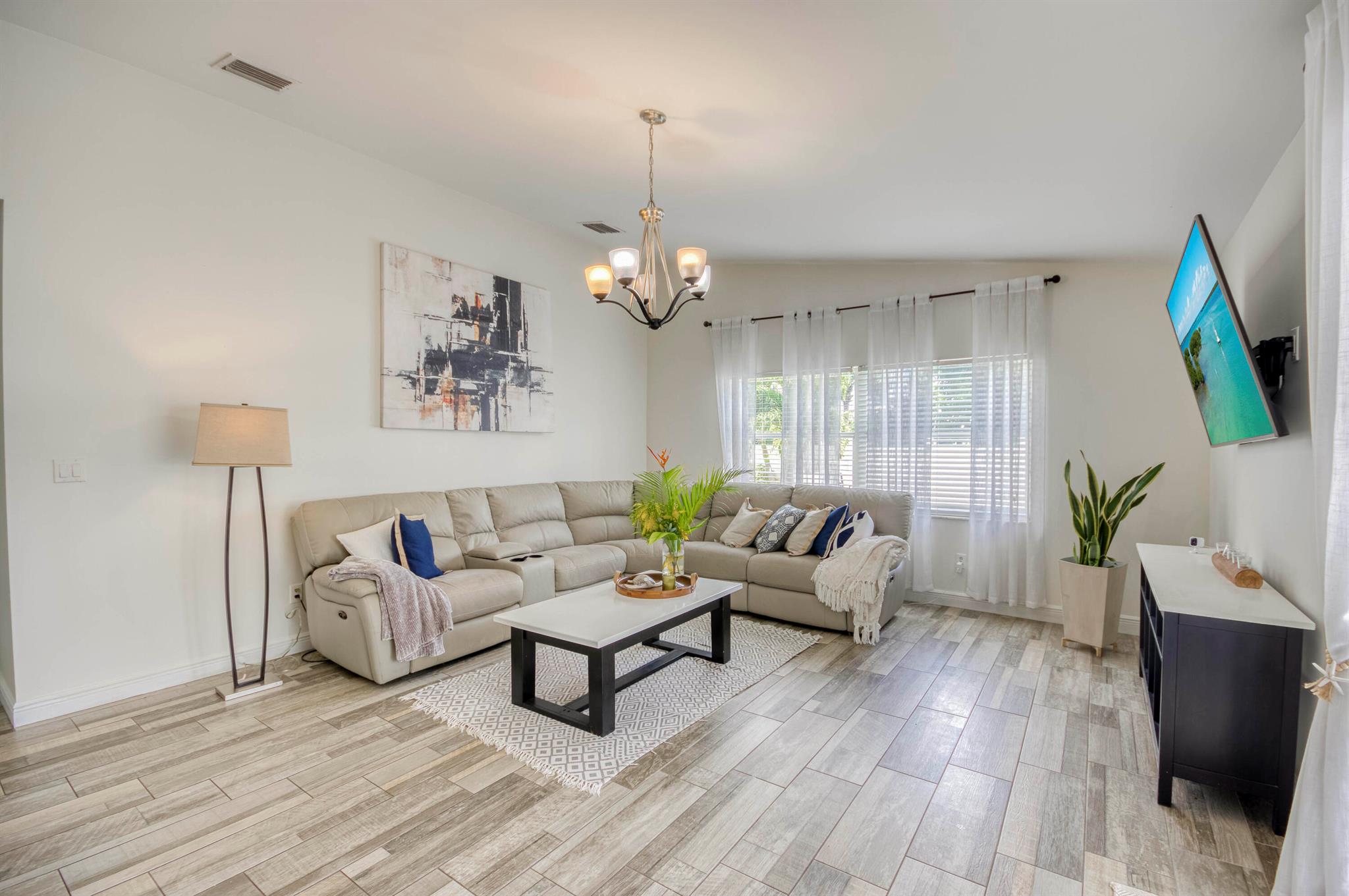 Whitehorse Estates - Residential Lease