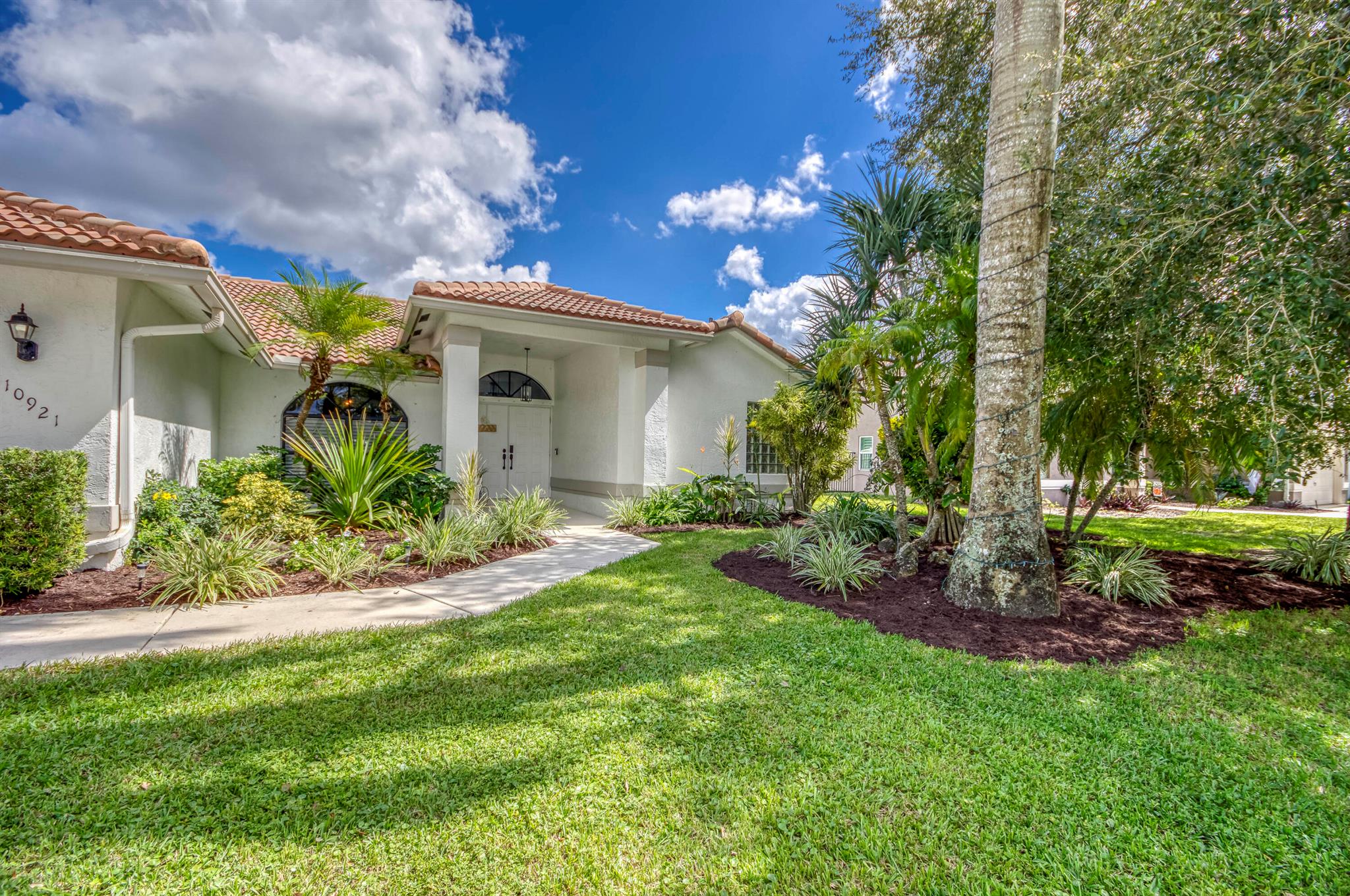 Whitehorse Estates - Residential Lease