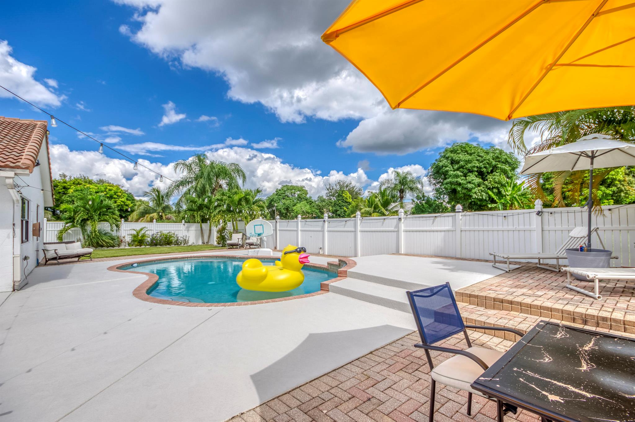 Whitehorse Estates - Residential Lease