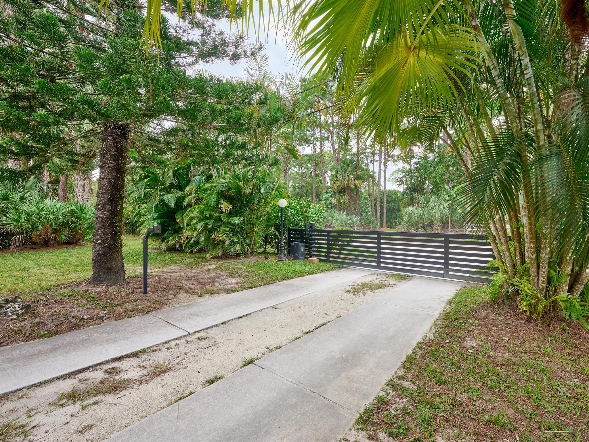 18238 128th Trail N