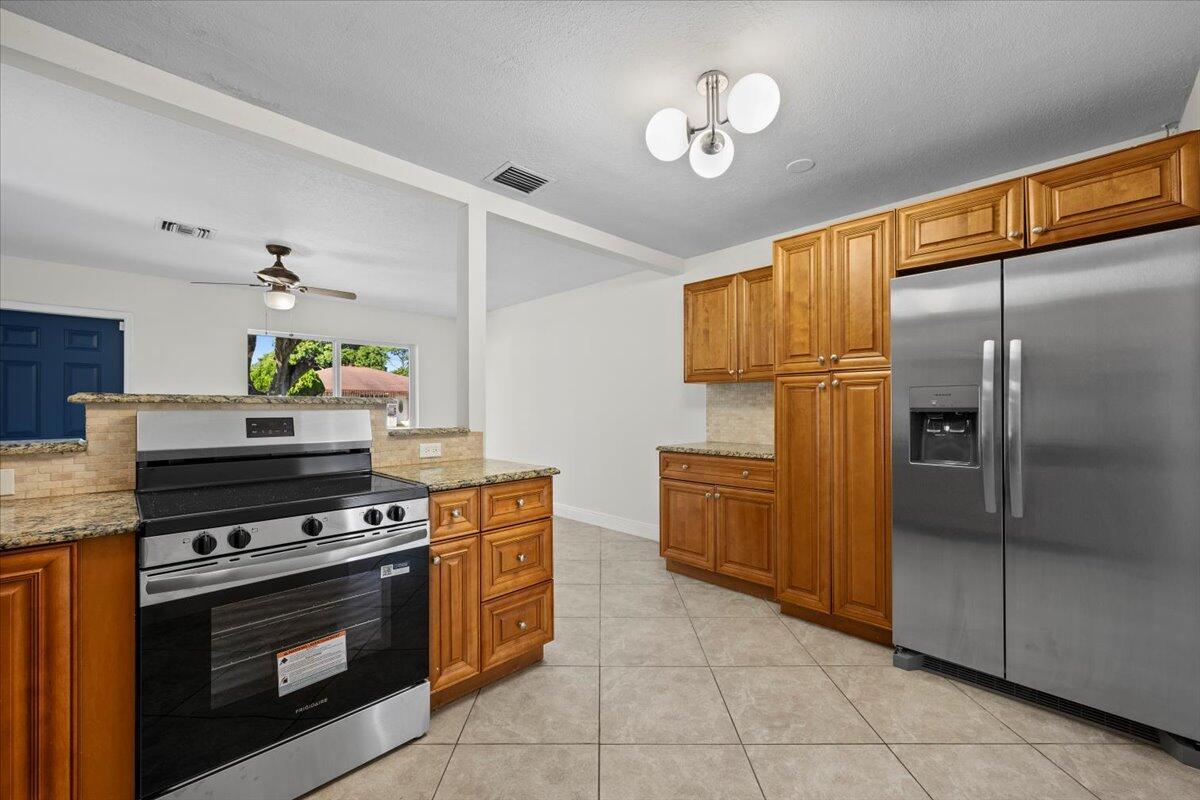 LAKE WORTH TOWN OF ADD 1 - Residential