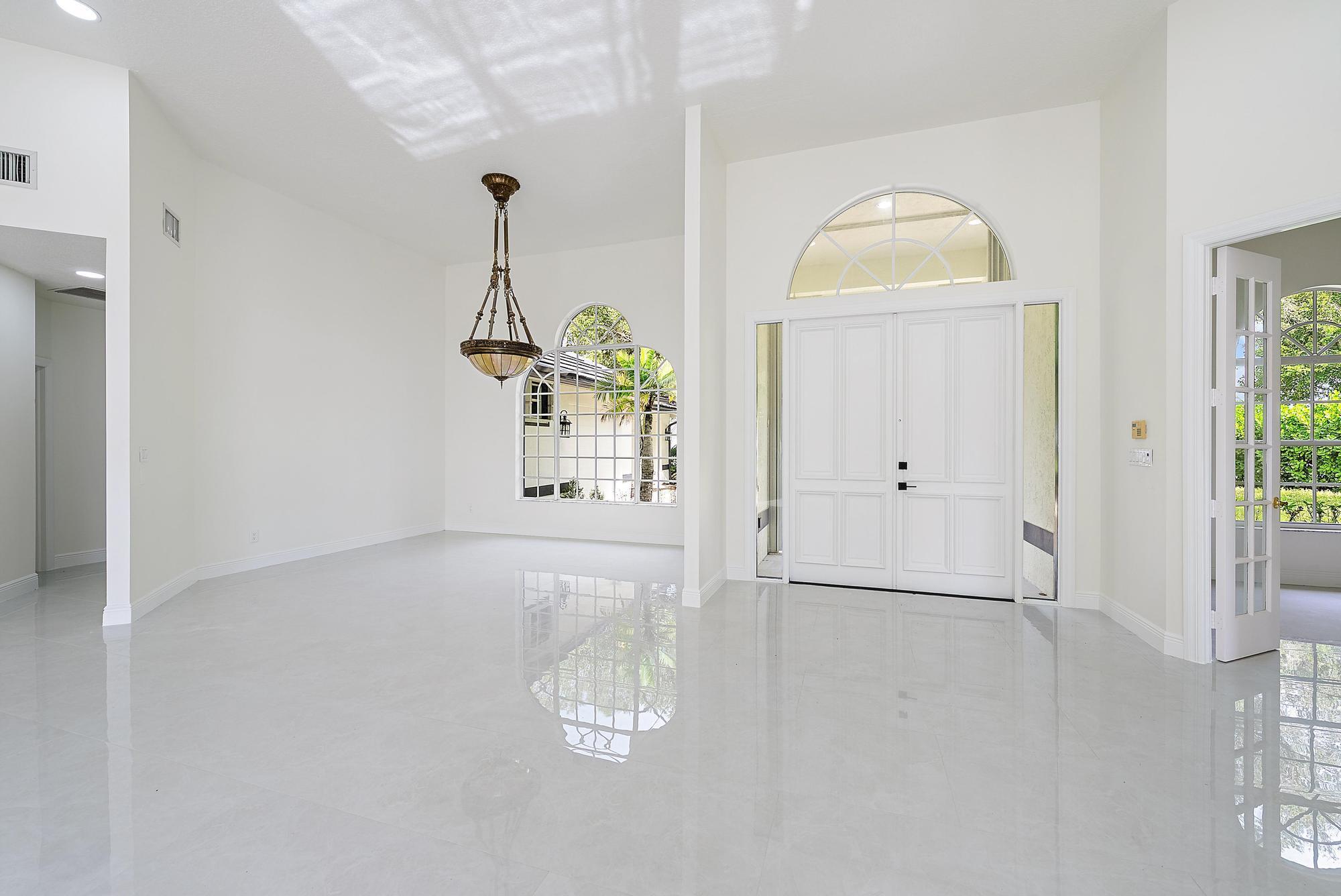 WHISPERING TRAILS 2 - Residential