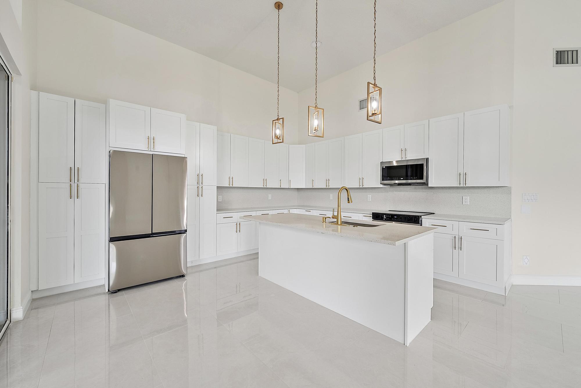 WHISPERING TRAILS 2 - Residential