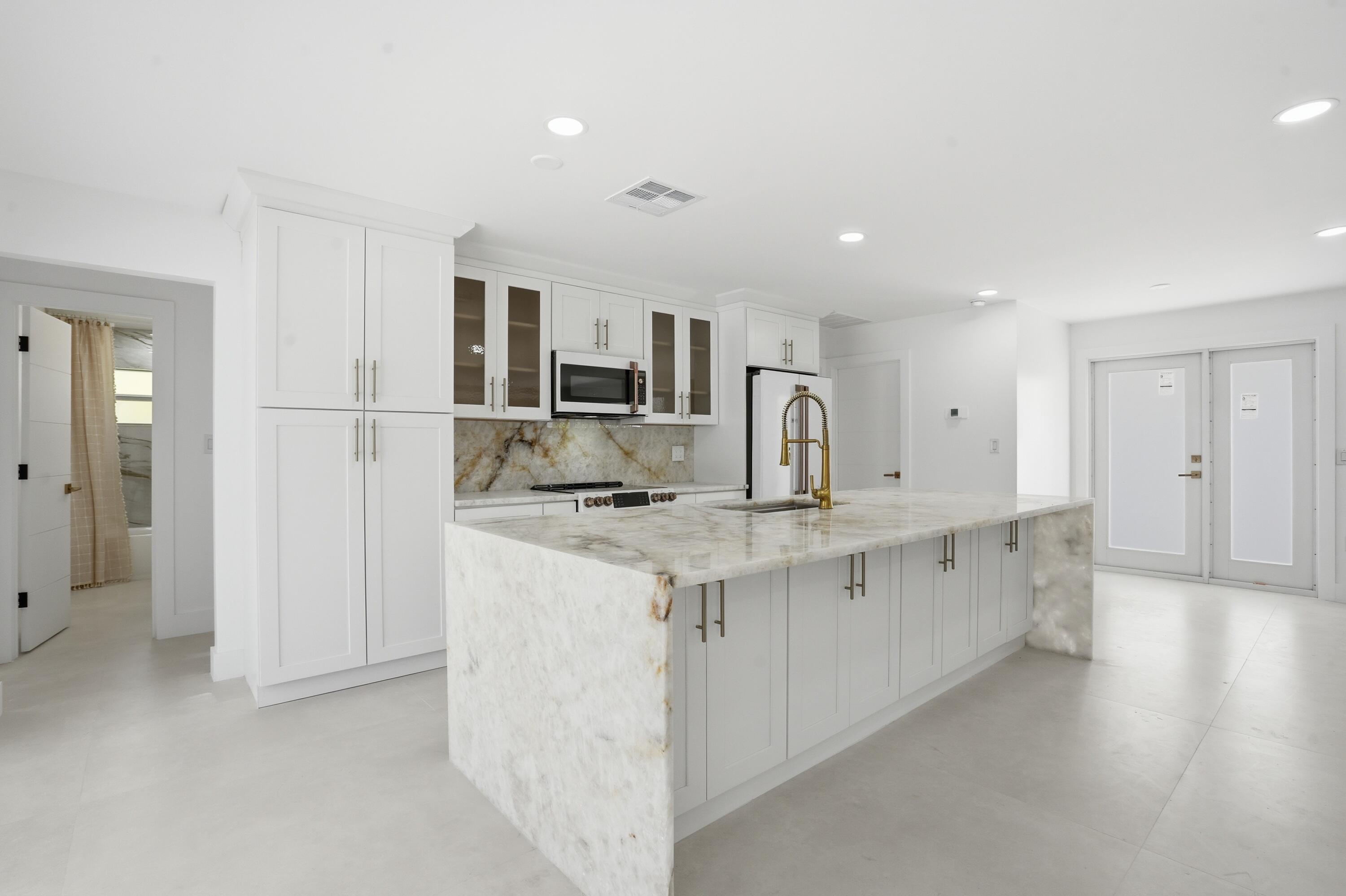 TEQUESTA - Residential