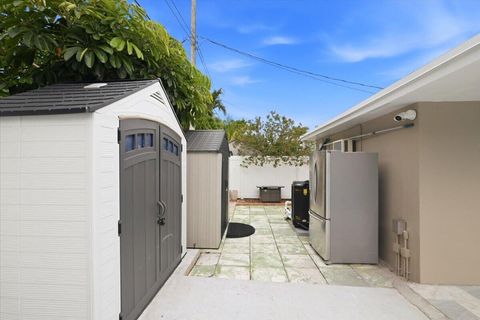 Tiny photo for 1730 NW 39th Street, Oakland Park, FL 33309 (MLS # B26038316)
