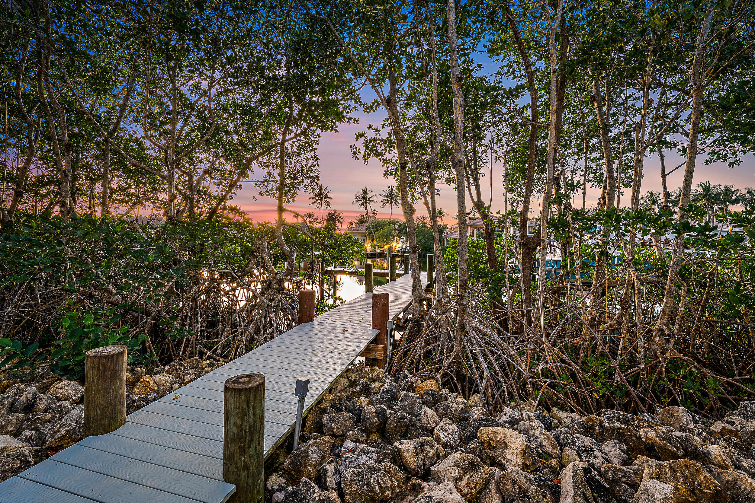 9176 SE River Terrace