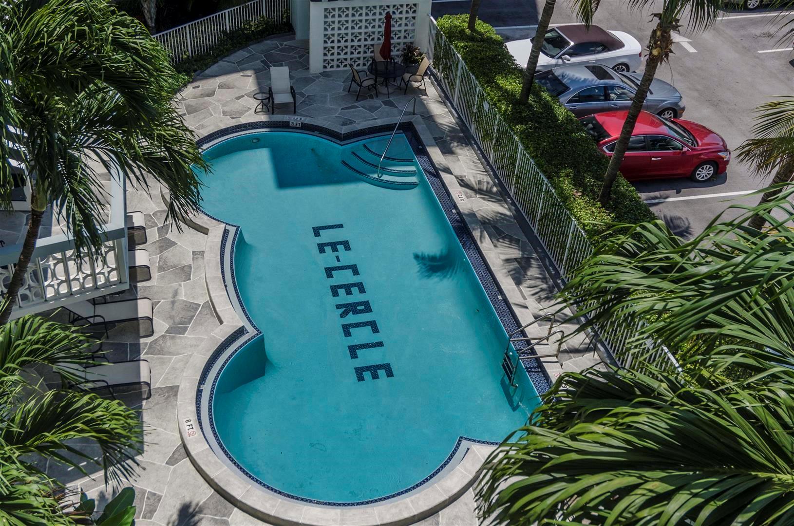 LE CERCLE BY THE BEACH - Residential