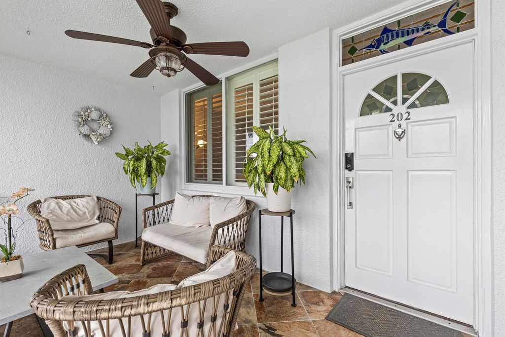 Photo of 109 Paradise Harbour Boulevard #202, North Palm Beach, FL 33408 (MLS # R11075331)