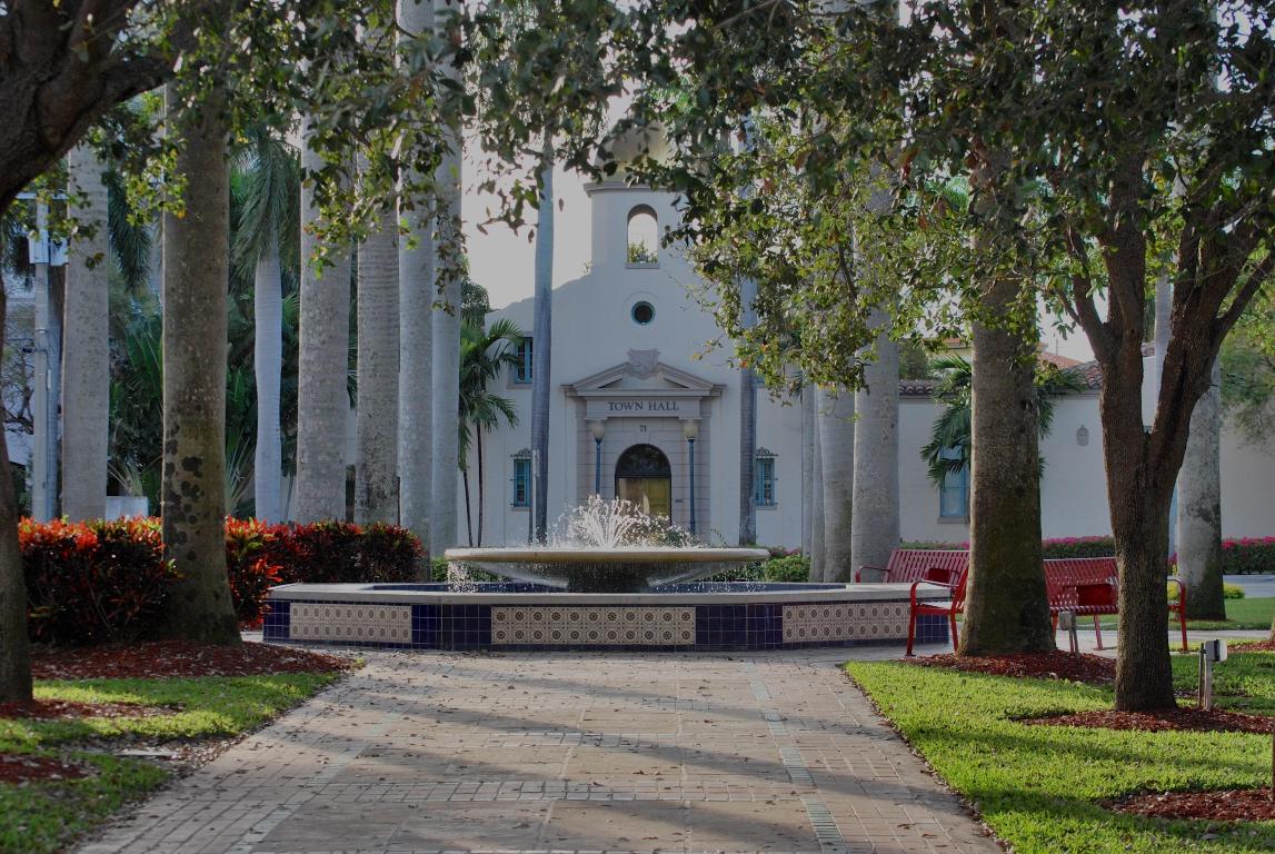 Lake Floresta - Residential