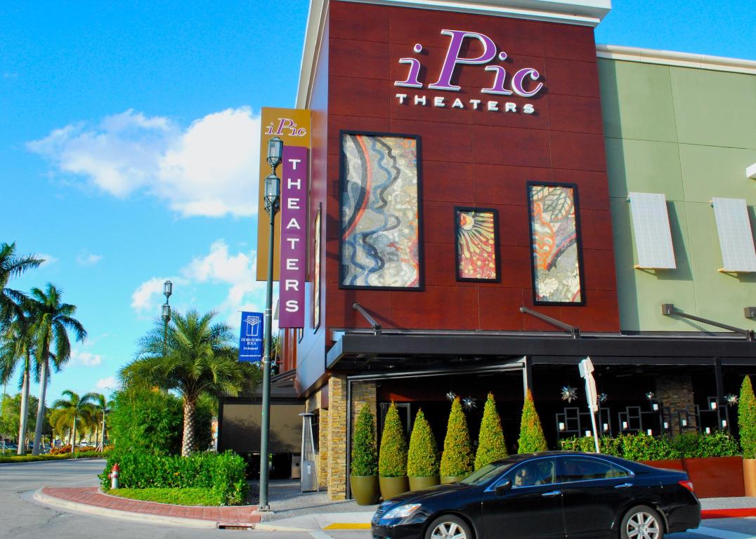 Lake Floresta - Residential