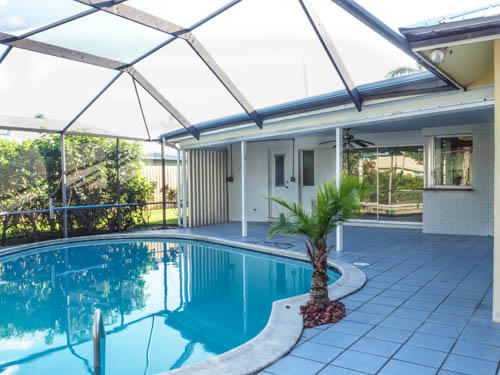 Lake Floresta - Residential