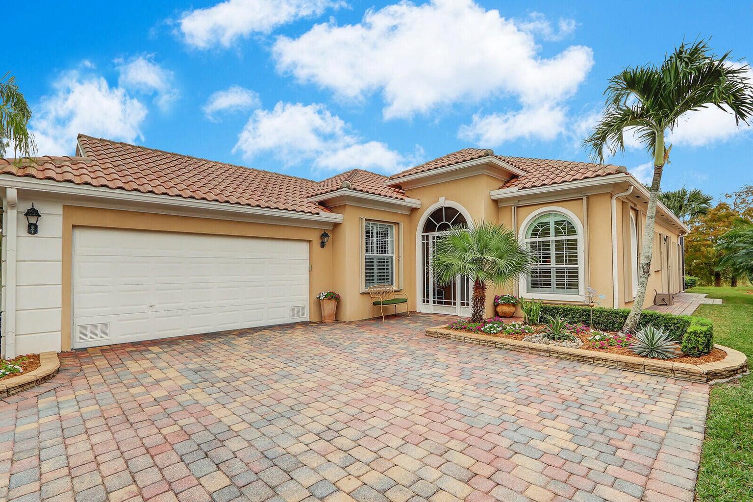AVAILABLE NOW for 4-6 months.Enjoy living in paradise in this beautifully upgraded & beautifully furnished lakefront home.This 3 bed plus office offers an open floor plan with a peaceful entertaining lanai & screened in patio over looking the lake with no neighbors behind. This is a nice quiet street. Enjoy this Florida retreat. Minimum 90 days lease. First, last, security.