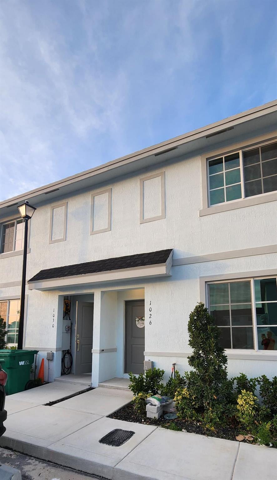 COSTA BLANCA VILLAS - Residential Lease