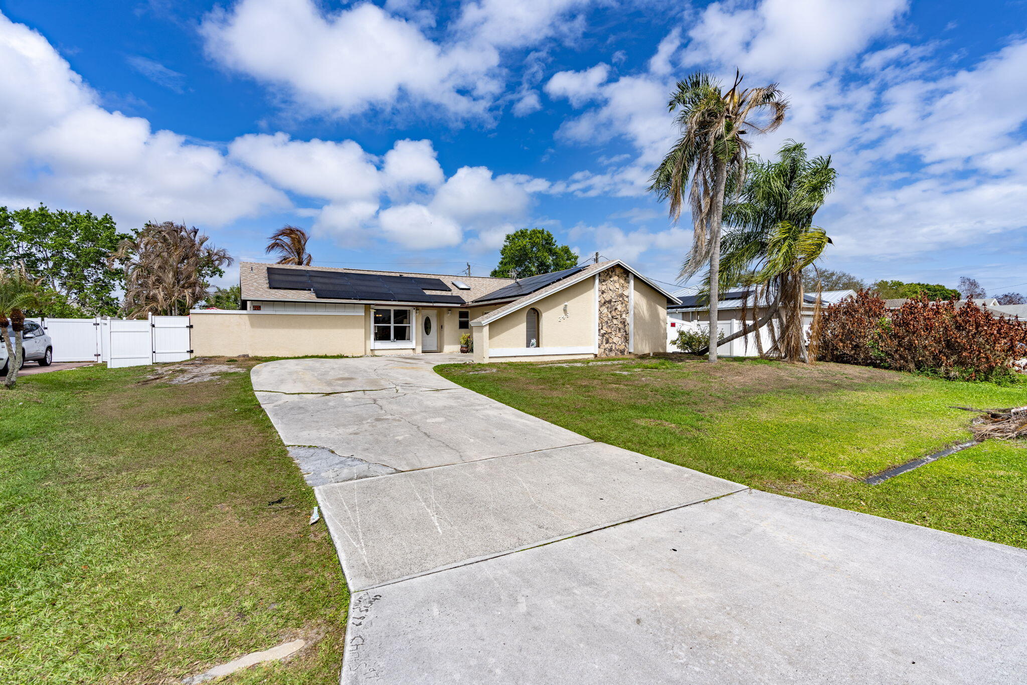 PORT ST LUCIE SECTION 25 - Residential