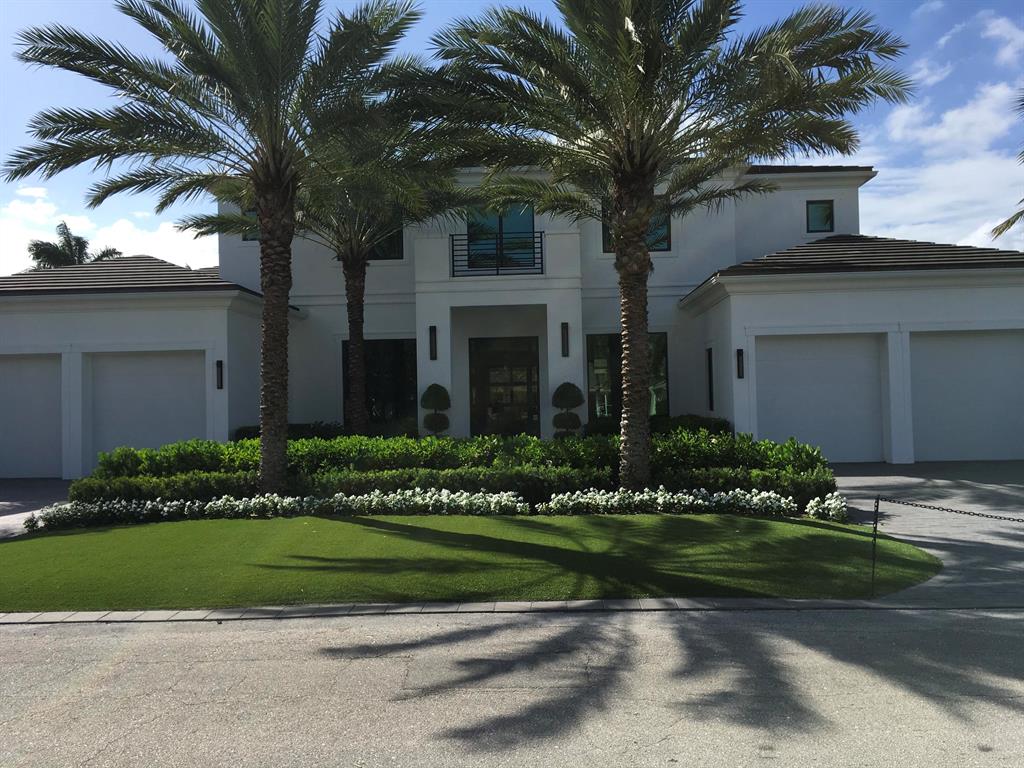 ROYAL PALM YACHT & COUNTRY CLUB - Residential