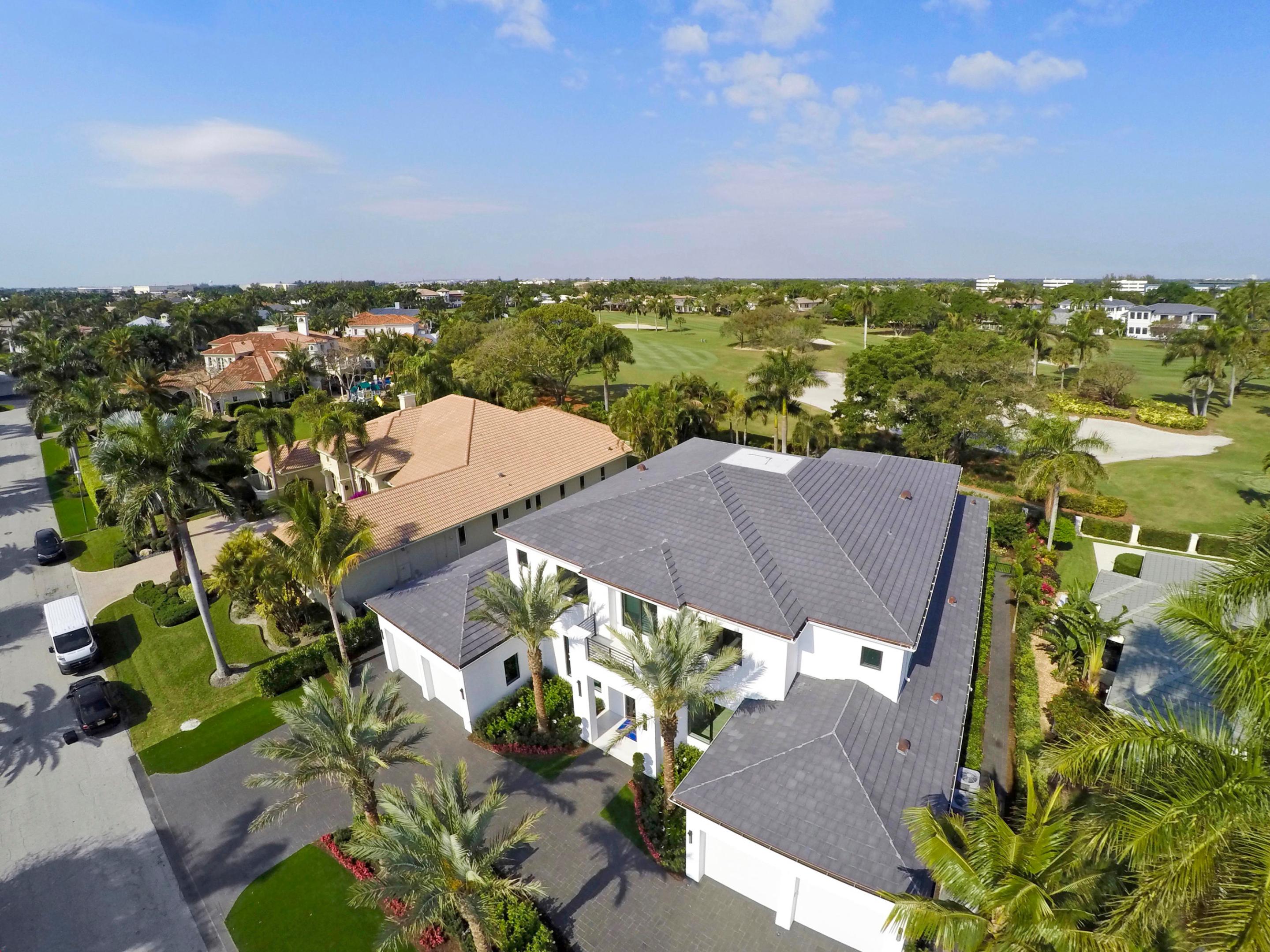 ROYAL PALM YACHT & COUNTRY CLUB - Residential