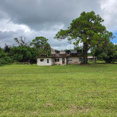 Photo of 7900 8th Street, Vero Beach, FL 32968 (MLS # B26083364)