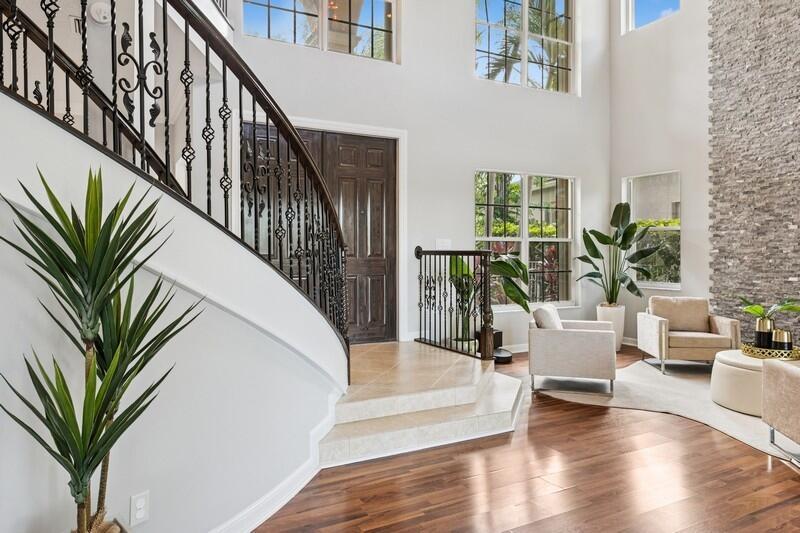 6131 Wilbur Way