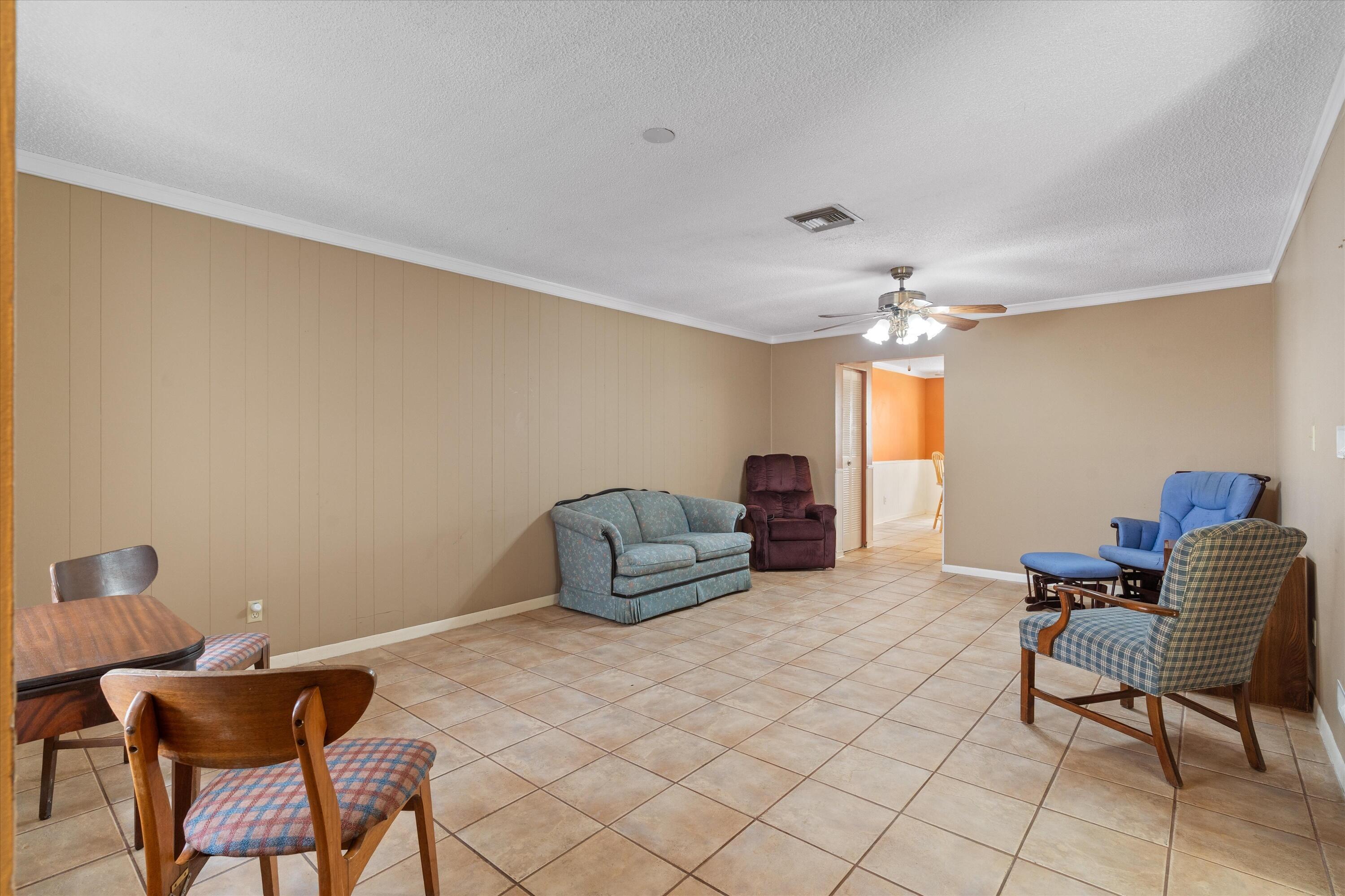 4465 SW 54th Court