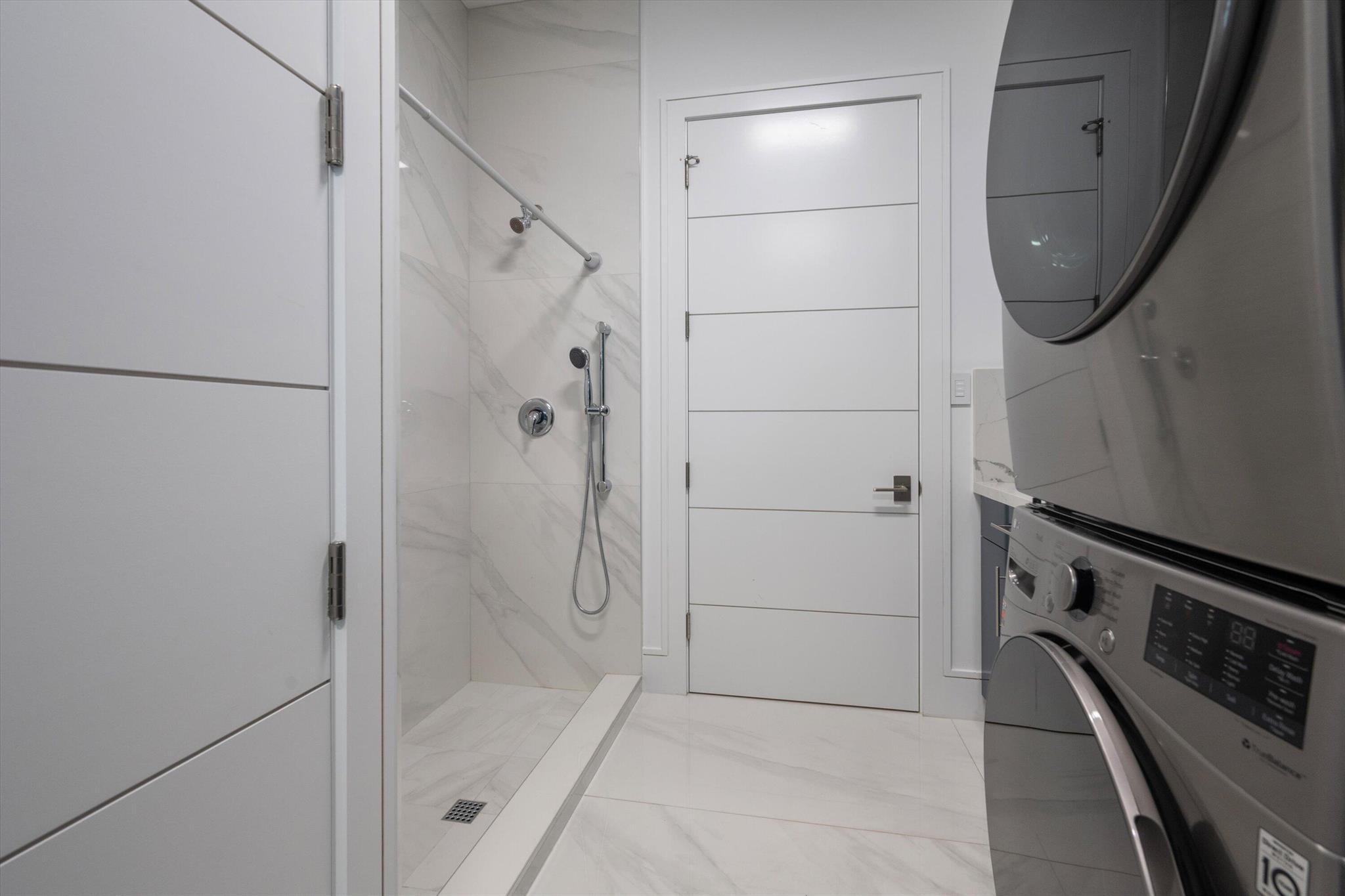 LONG LAKE ESTATES 1 AS - Residential