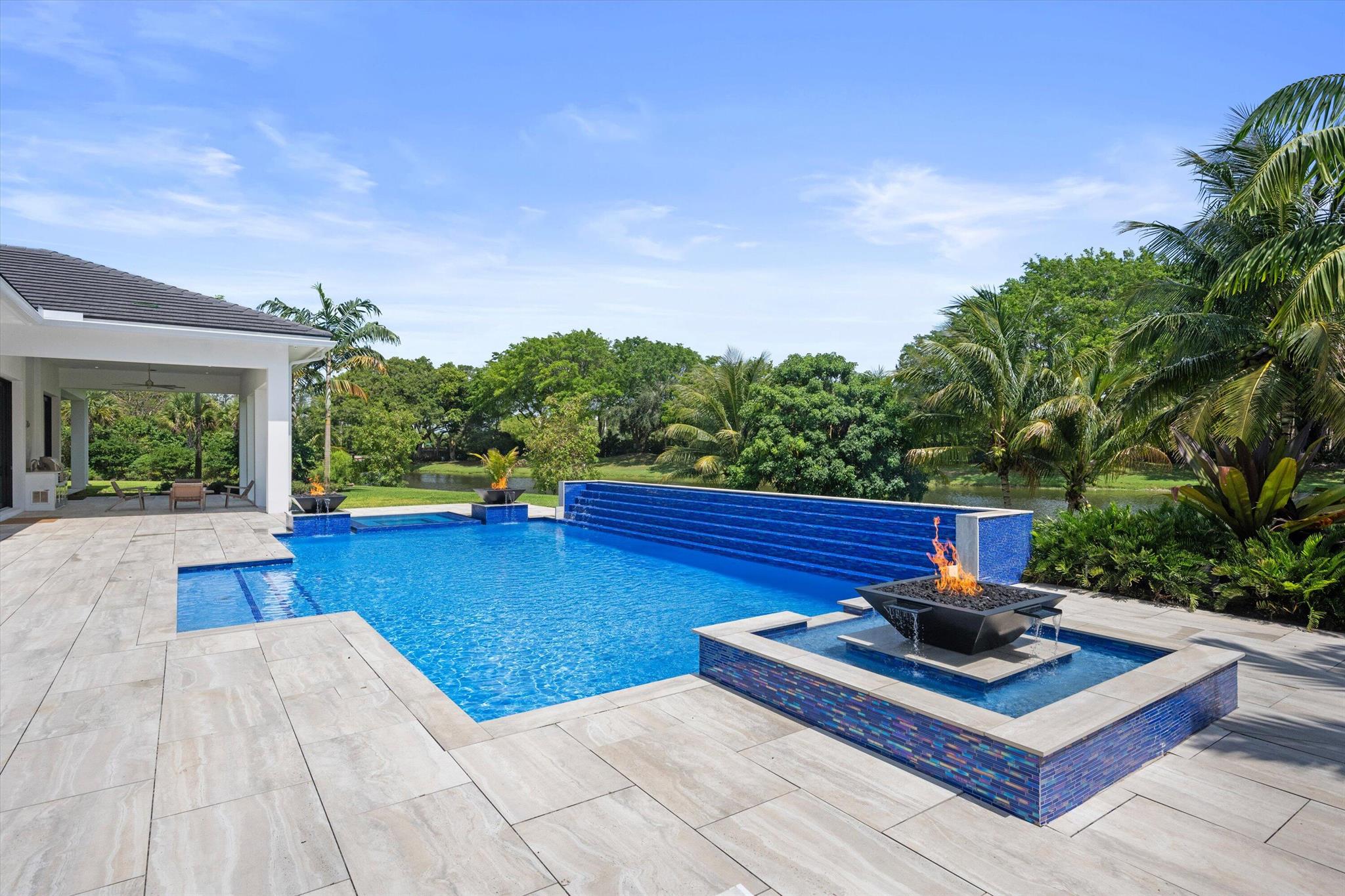 LONG LAKE ESTATES 1 AS - Residential