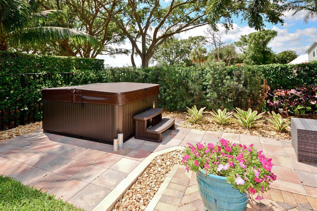 TEQUESTA - Residential Lease