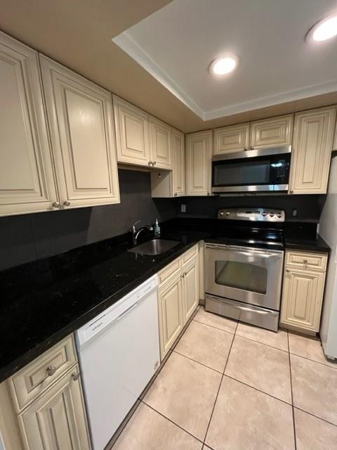 Dolphin Apartments - Residential Lease