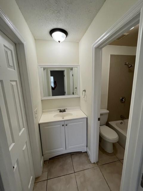 Dolphin Apartments - Residential Lease