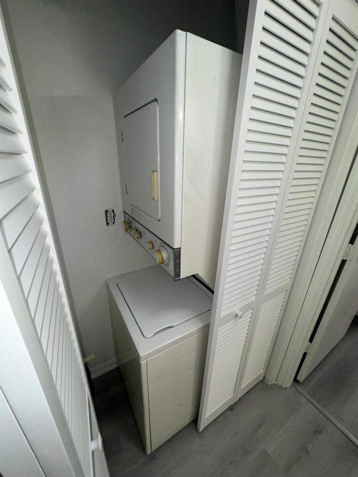 Lake Worth - Residential Lease