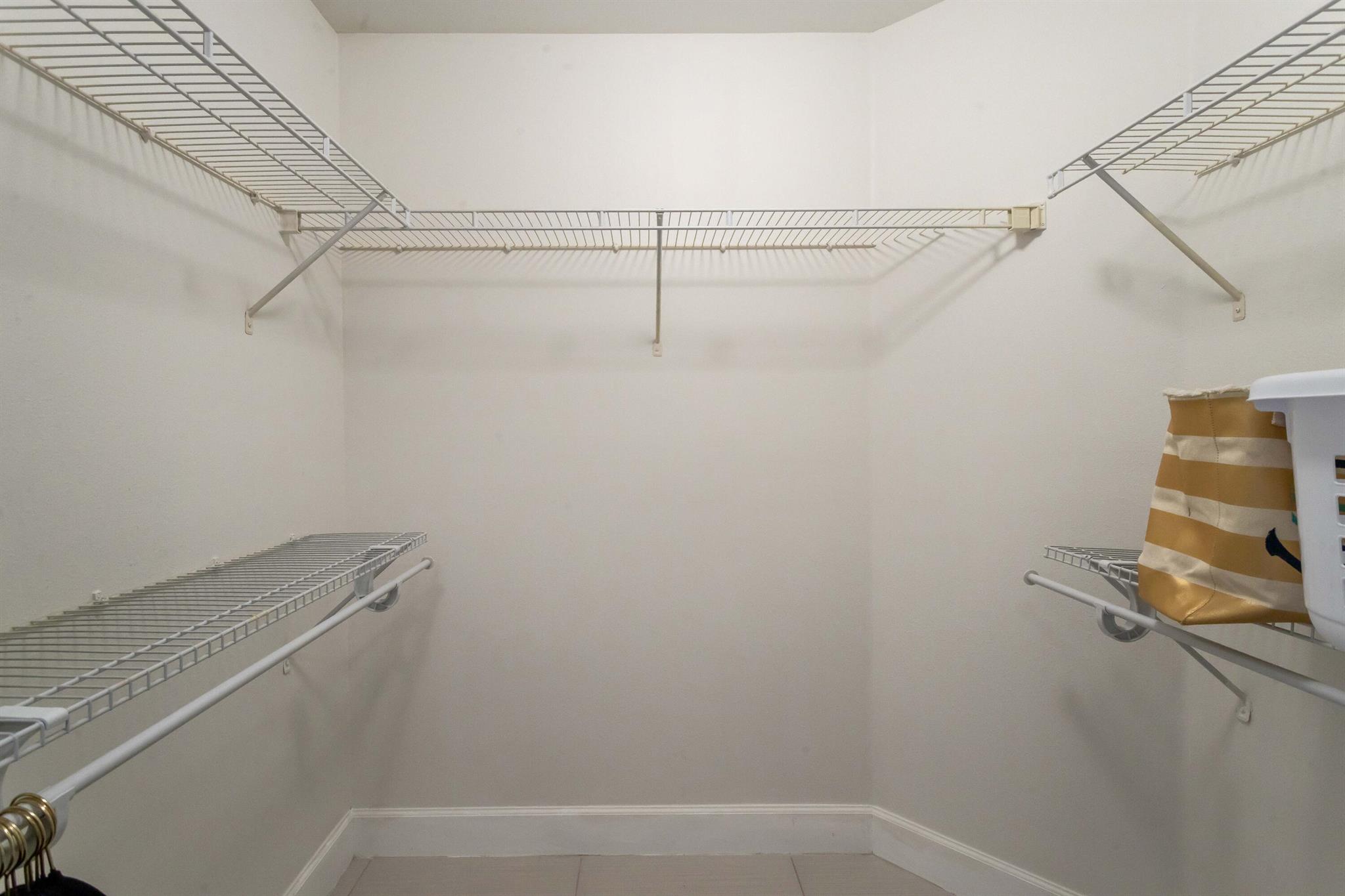 PINEAPPLE GROVE VILLAGE CONDO - Residential Lease