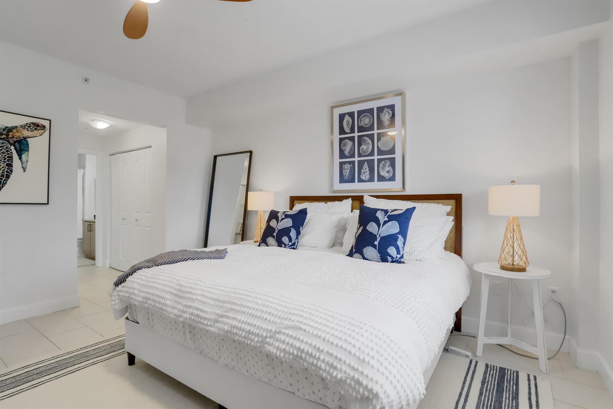 PINEAPPLE GROVE VILLAGE CONDO - Residential Lease