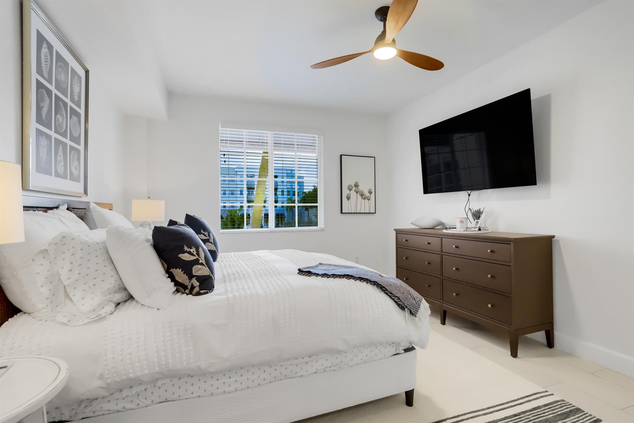 PINEAPPLE GROVE VILLAGE CONDO - Residential Lease