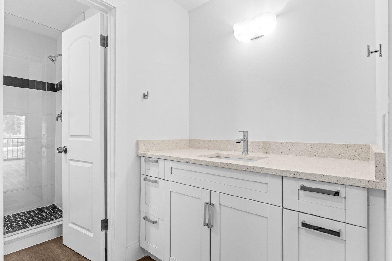 SHEFFIELD WOODS AT WELLINGTON CONDO - Residential