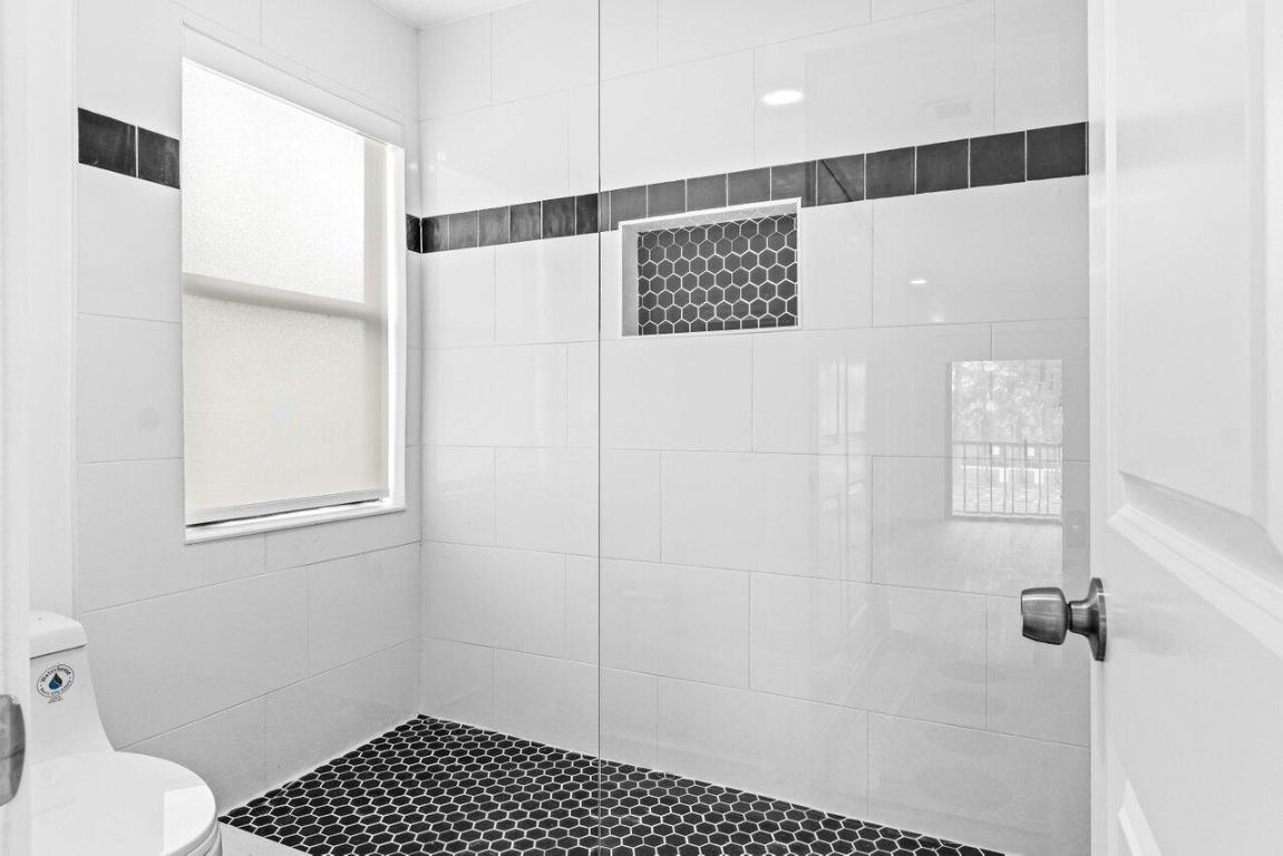 SHEFFIELD WOODS AT WELLINGTON CONDO - Residential