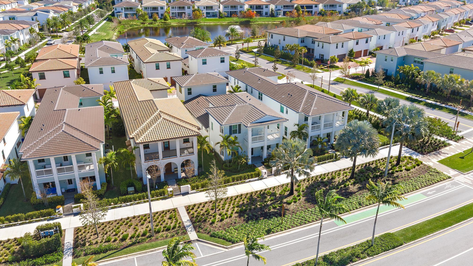 ALTON NEIGHBORHOOD - Residential Lease