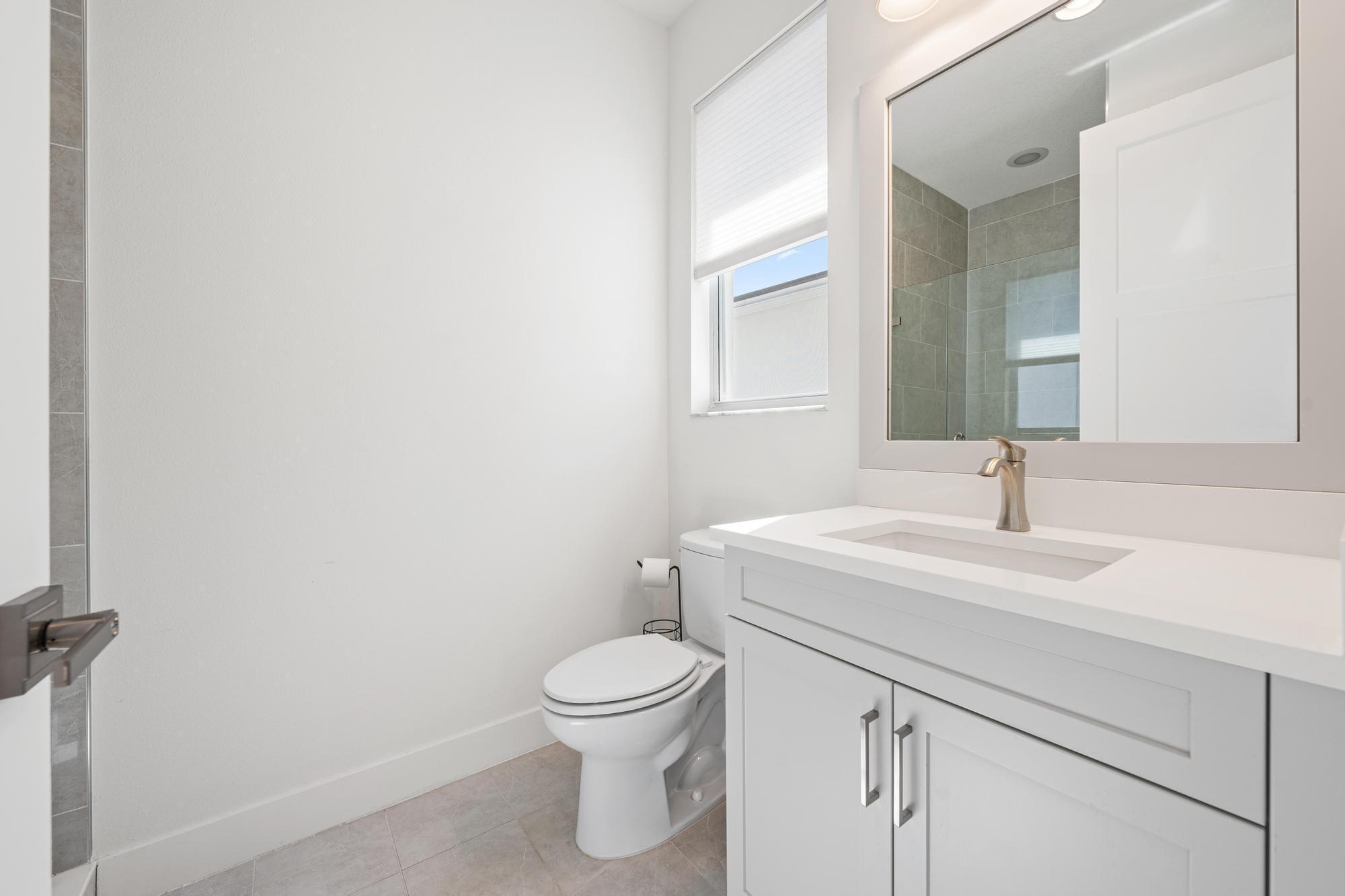 ALTON NEIGHBORHOOD - Residential Lease