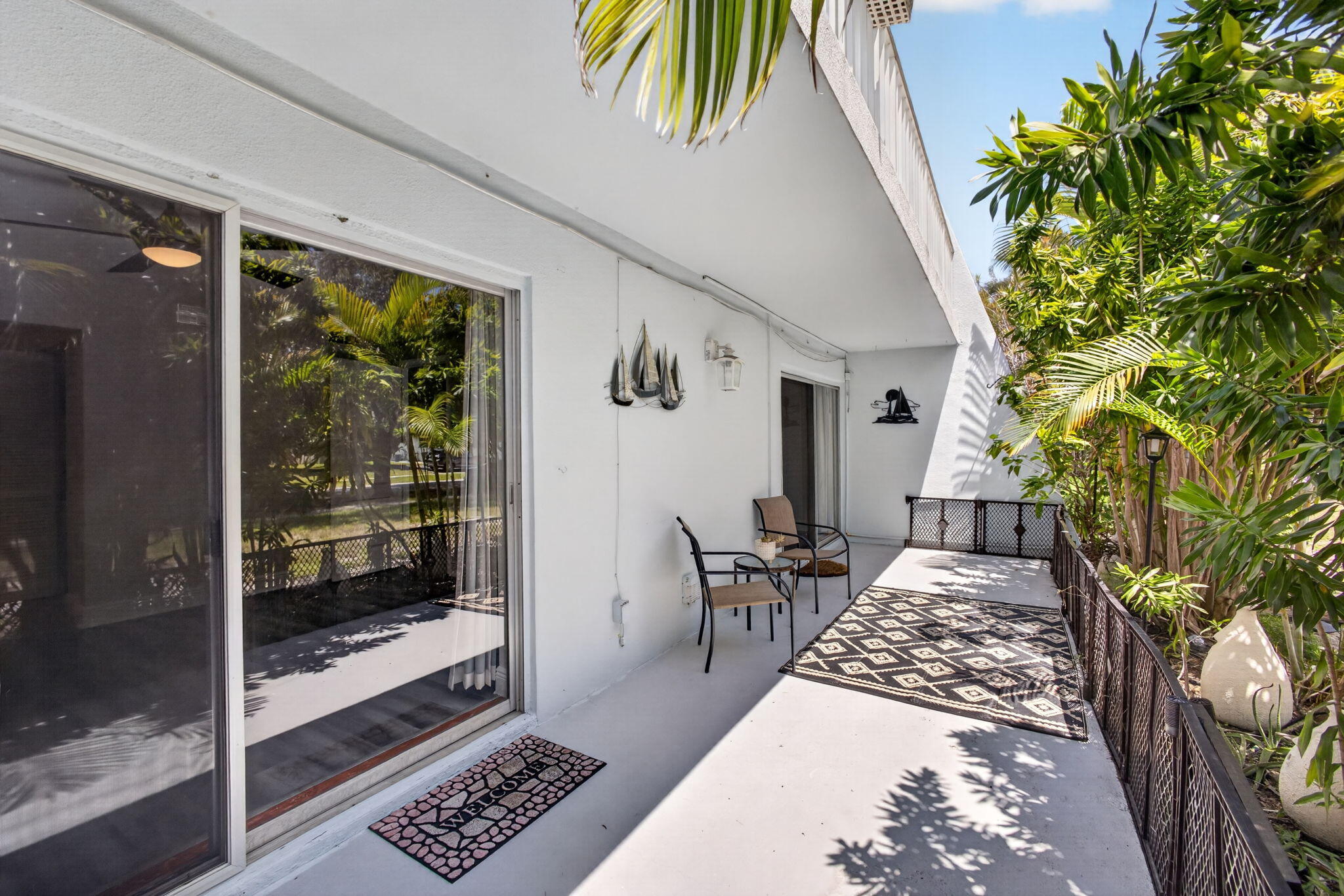 LORI-LYNN CONDO - Residential