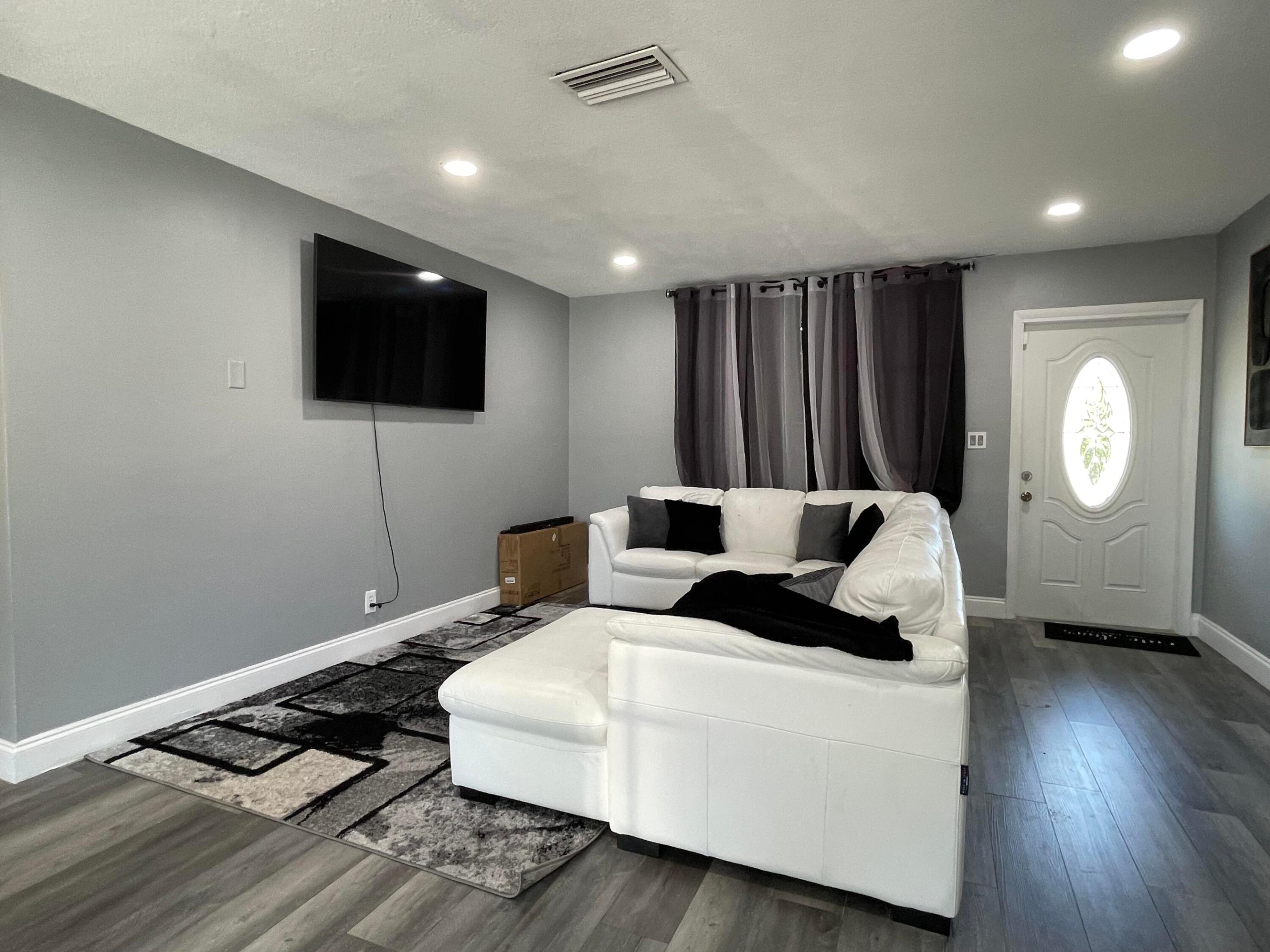 Coral Ridge Isles 45-47 B - Residential