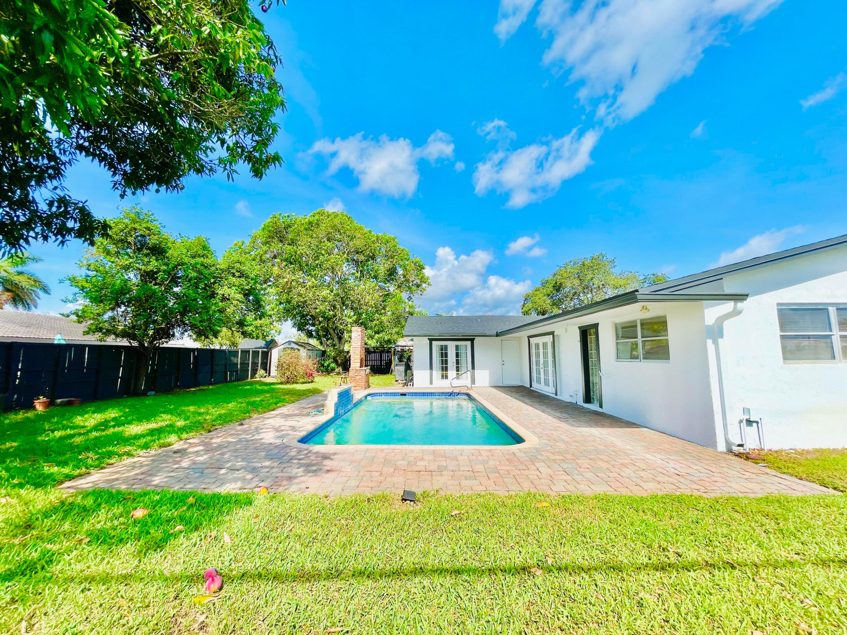 Coral Ridge Isles 45-47 B - Residential