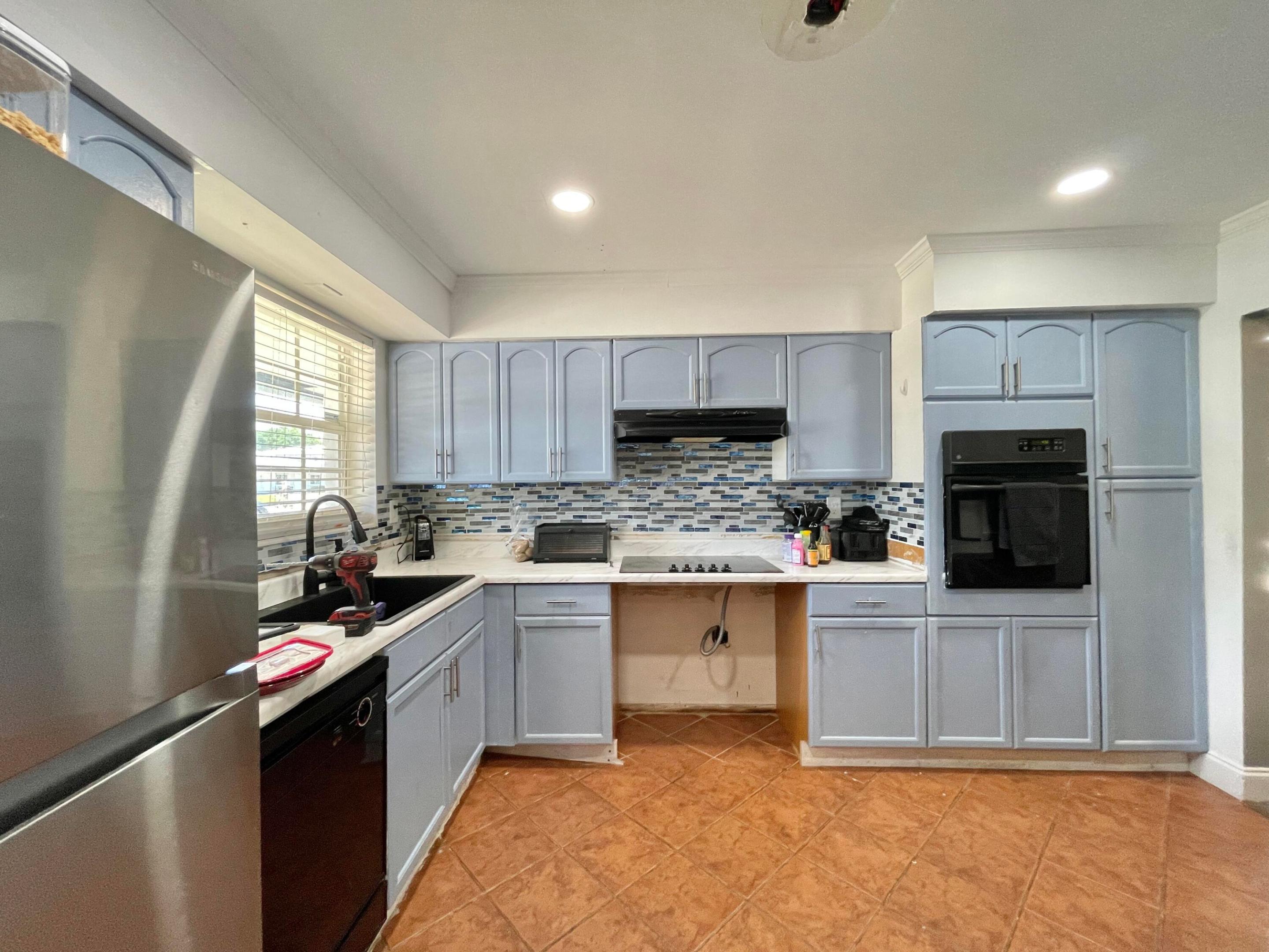 Coral Ridge Isles 45-47 B - Residential