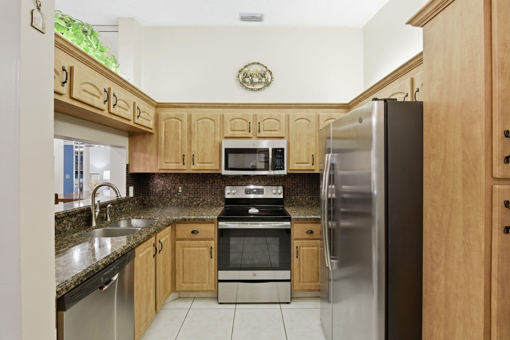 13811 Oneida Drive F2