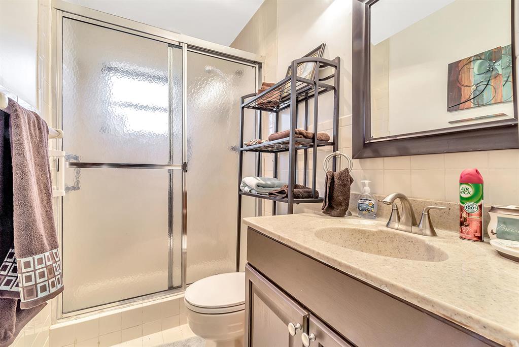 GREENTREE VILLAS CONDO - Residential