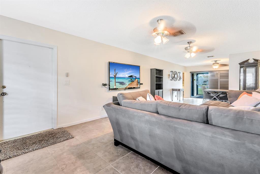 GREENTREE VILLAS CONDO - Residential