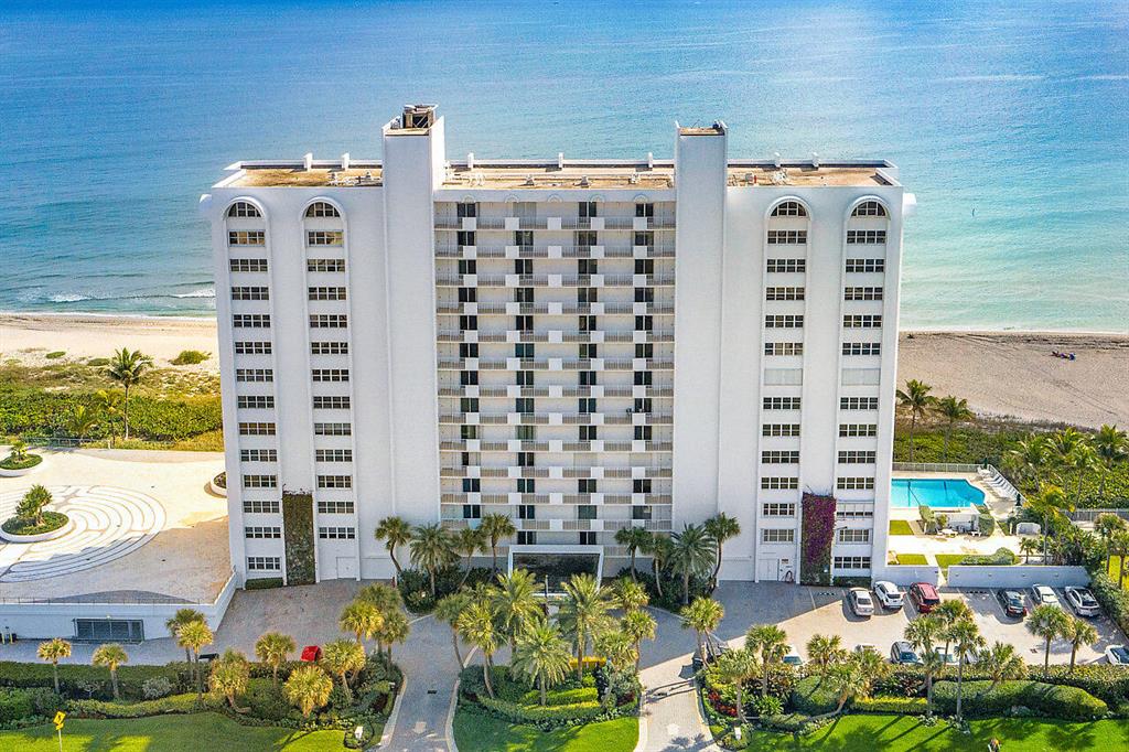 THREE THOUSAND CONDO - Residential