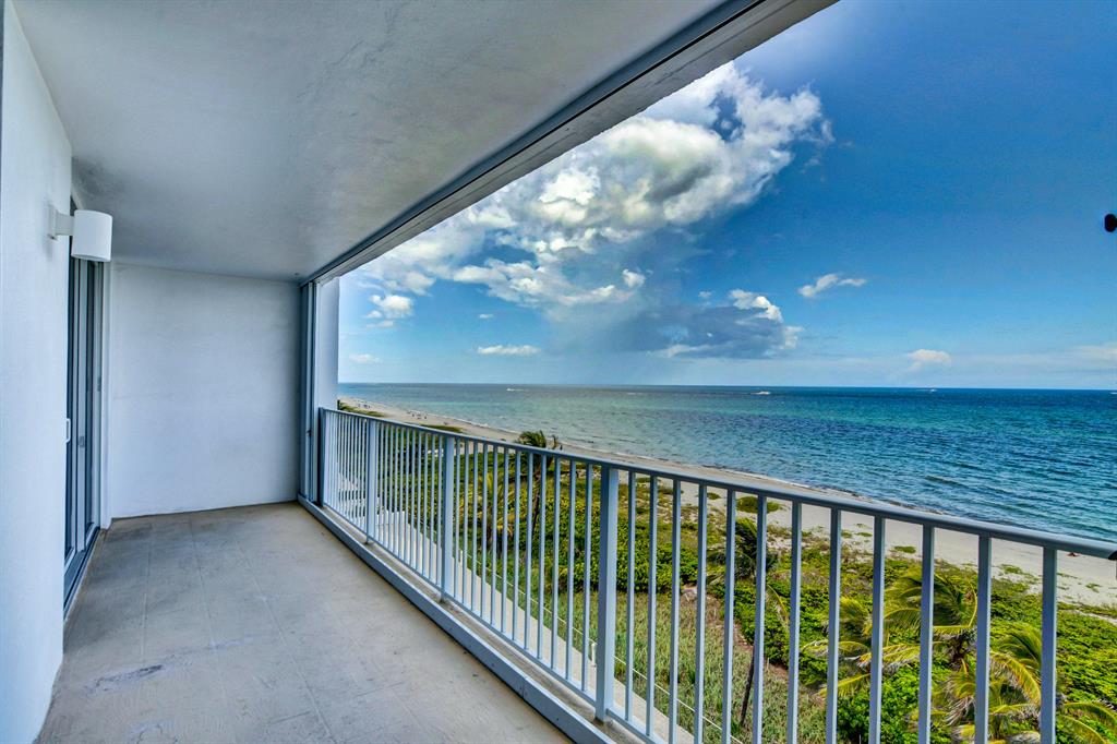 THREE THOUSAND CONDO - Residential