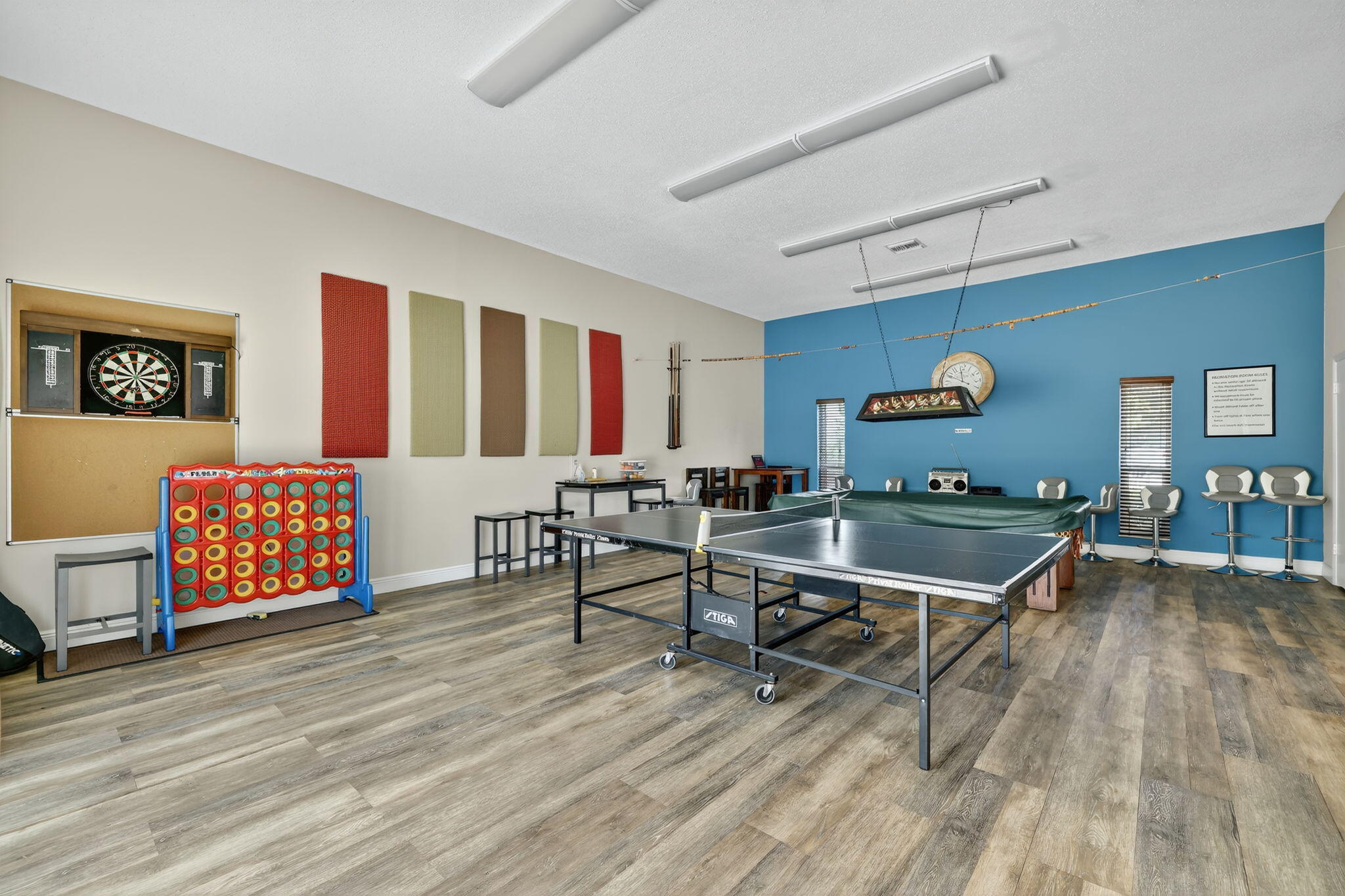 TWIN LAKES SOUTH & TOWN VILLAS CONDO - Residential