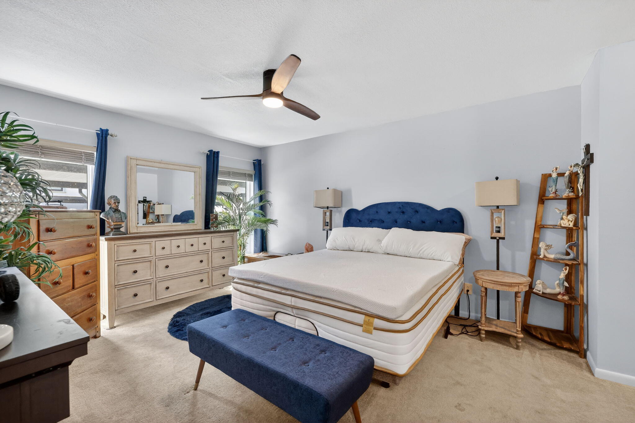 TWIN LAKES SOUTH & TOWN VILLAS CONDO - Residential