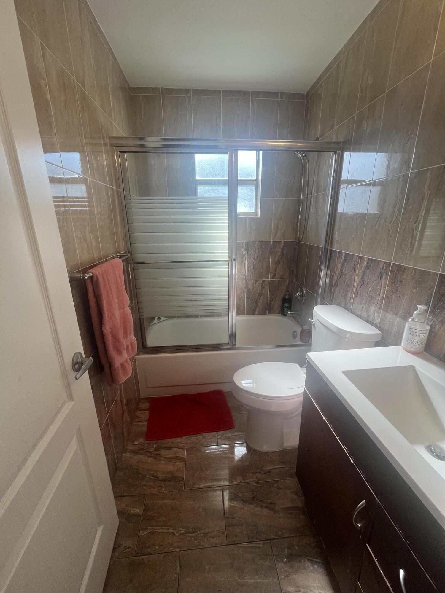 KINGS POINT - Residential